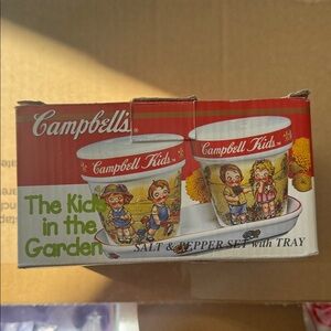 Campbell's Kids Salt & Pepper Set with Tray